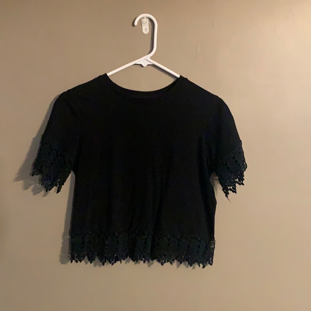 Black Crop With Lace Detail
